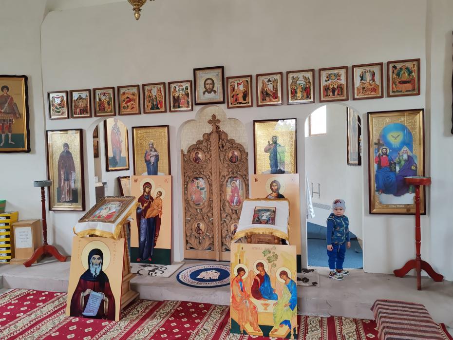 Interiorul bisericii